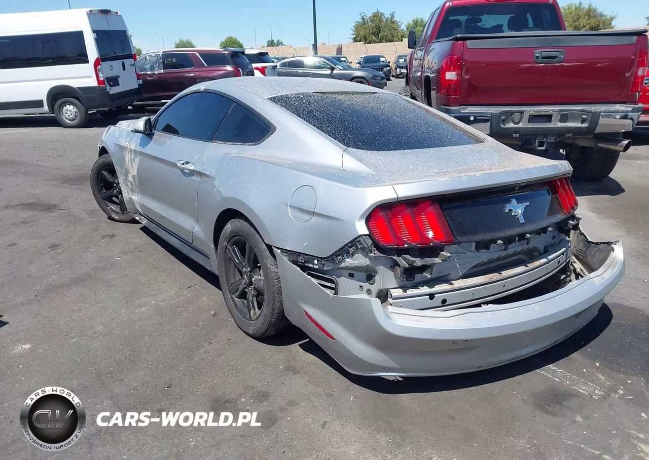 2015 Ford Mustang V6 VIN:1FA6P8AM9F5373335 - 3