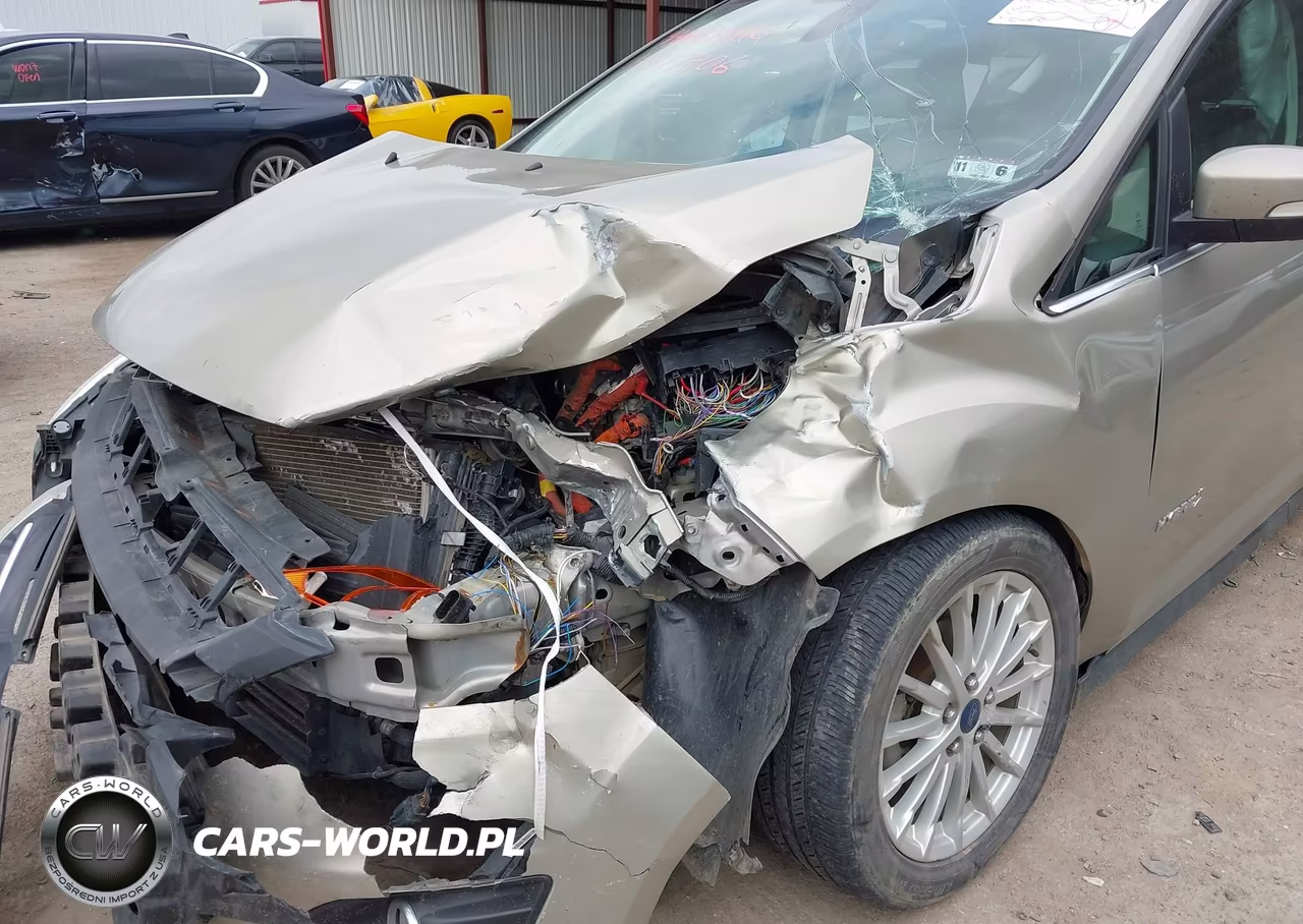 2015 Ford C-Max Hybrid Sel VIN:1FADP5BU7FL101978 - 6