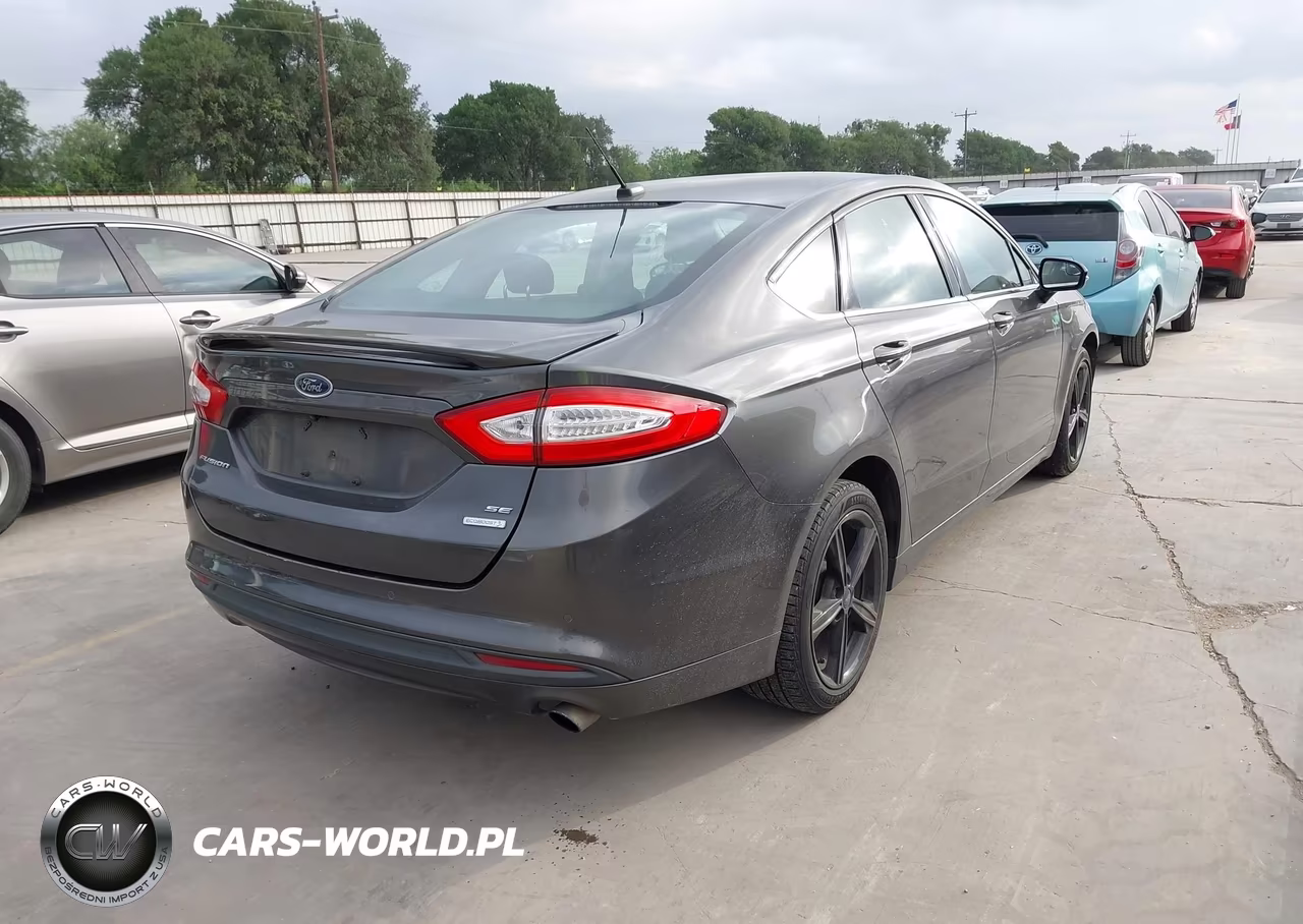 2016 Ford Fusion Se VIN:3FA6P0HD4GR340832 - 4