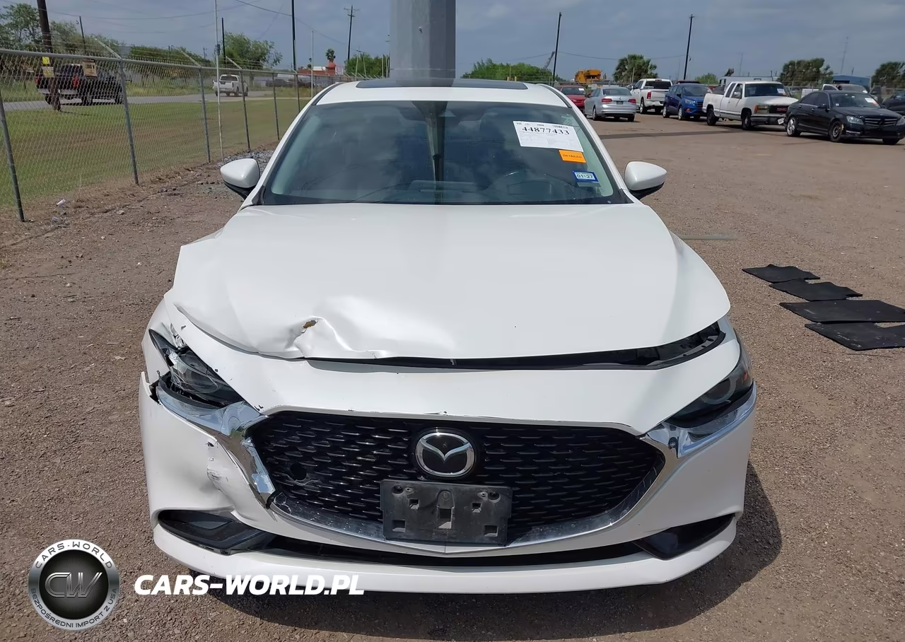 2021 Mazda Mazda3 Premium VIN:3MZBPBDL0MM252688 - 12