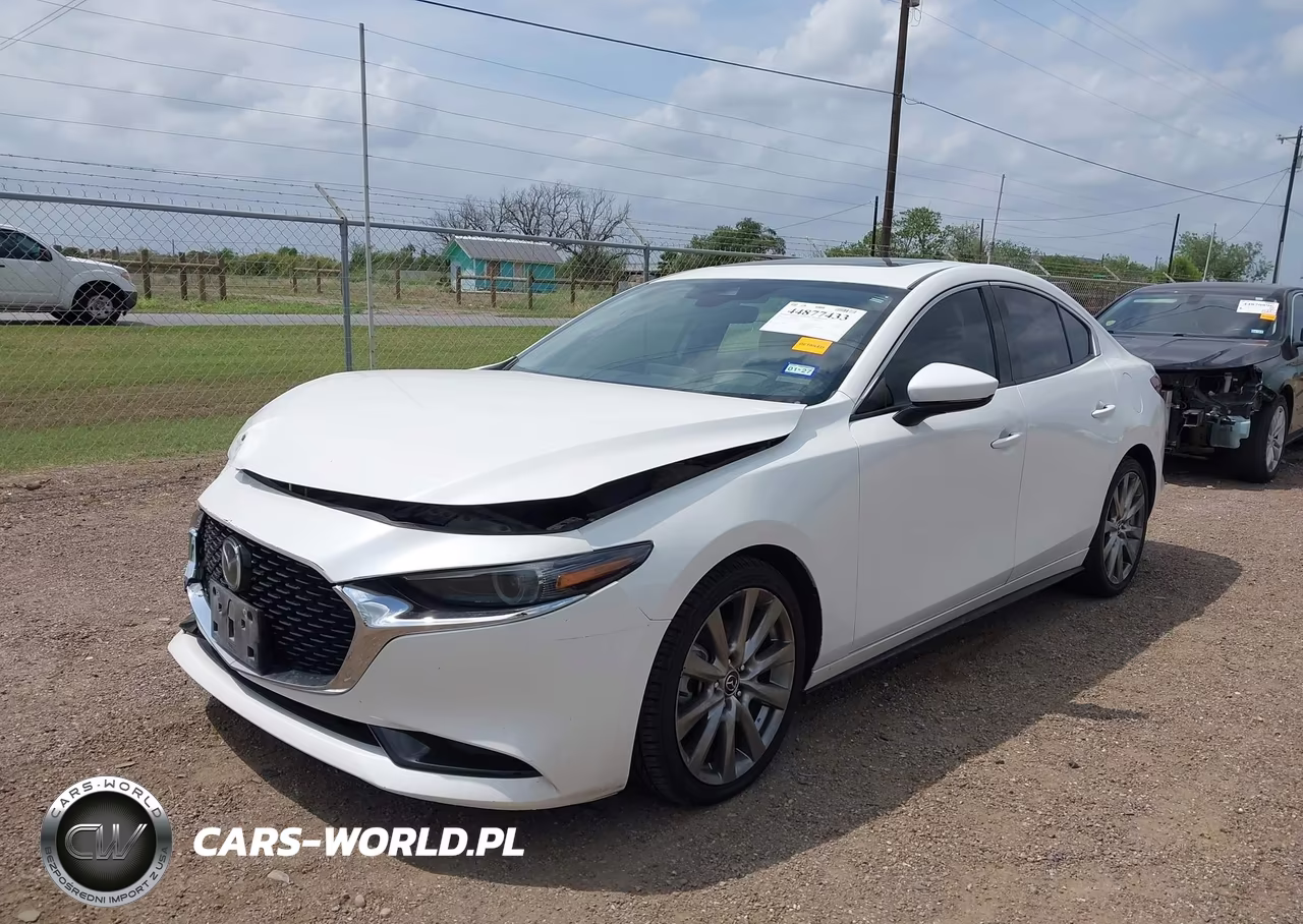 2021 Mazda Mazda3 Premium VIN:3MZBPBDL0MM252688 - 2
