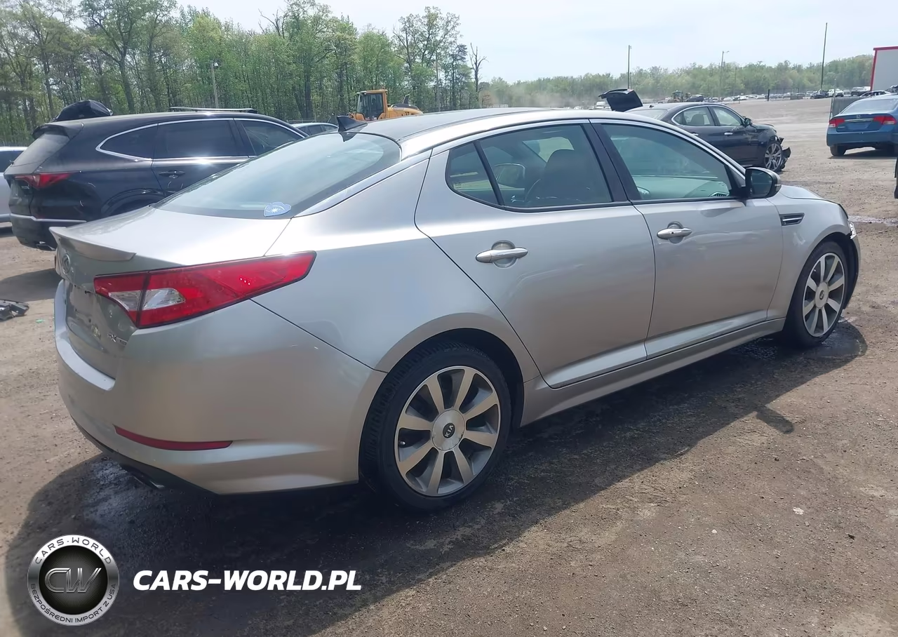 2013 Kia Optima Sx VIN:5XXGR4A68DG129297 - 4