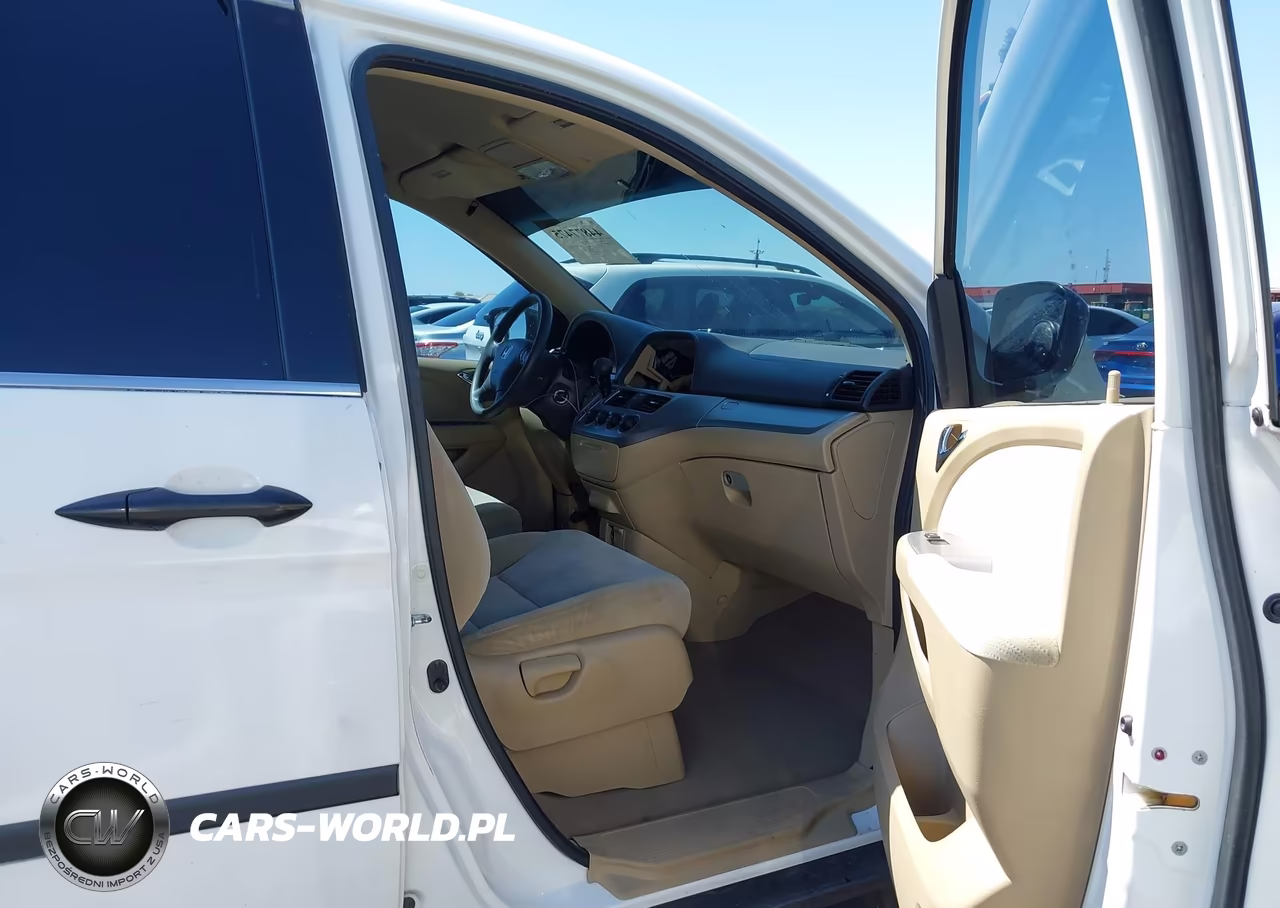 2008 Honda Odyssey Lx VIN:5FNRL38288B018779 - 5