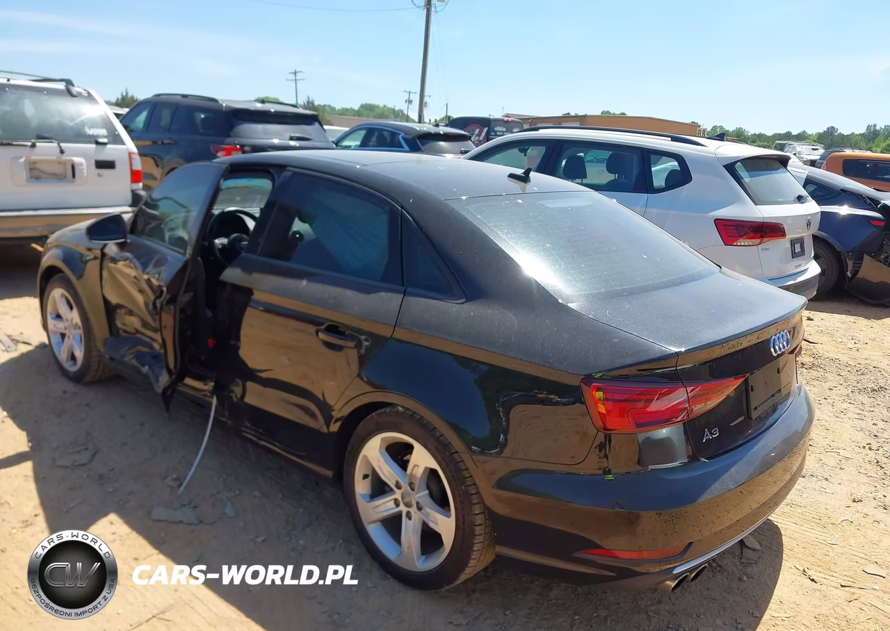 2017 Audi A3 2.0T Premium VIN:WAUAUGFF5H1074532 - 3