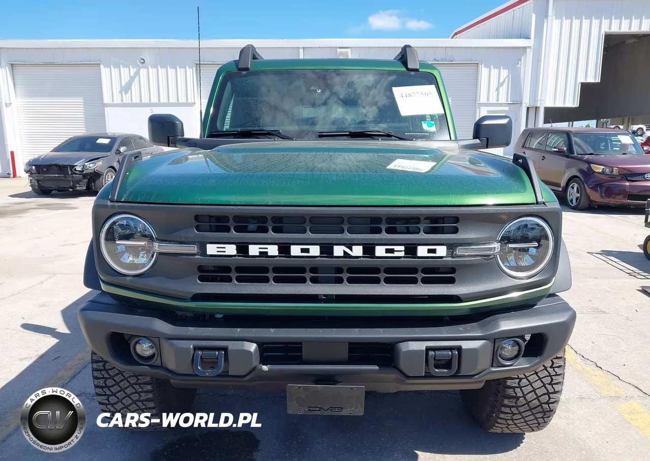 2024 Ford Bronco Black Diamond VIN:1FMEE1BH8RLA47493 - 13