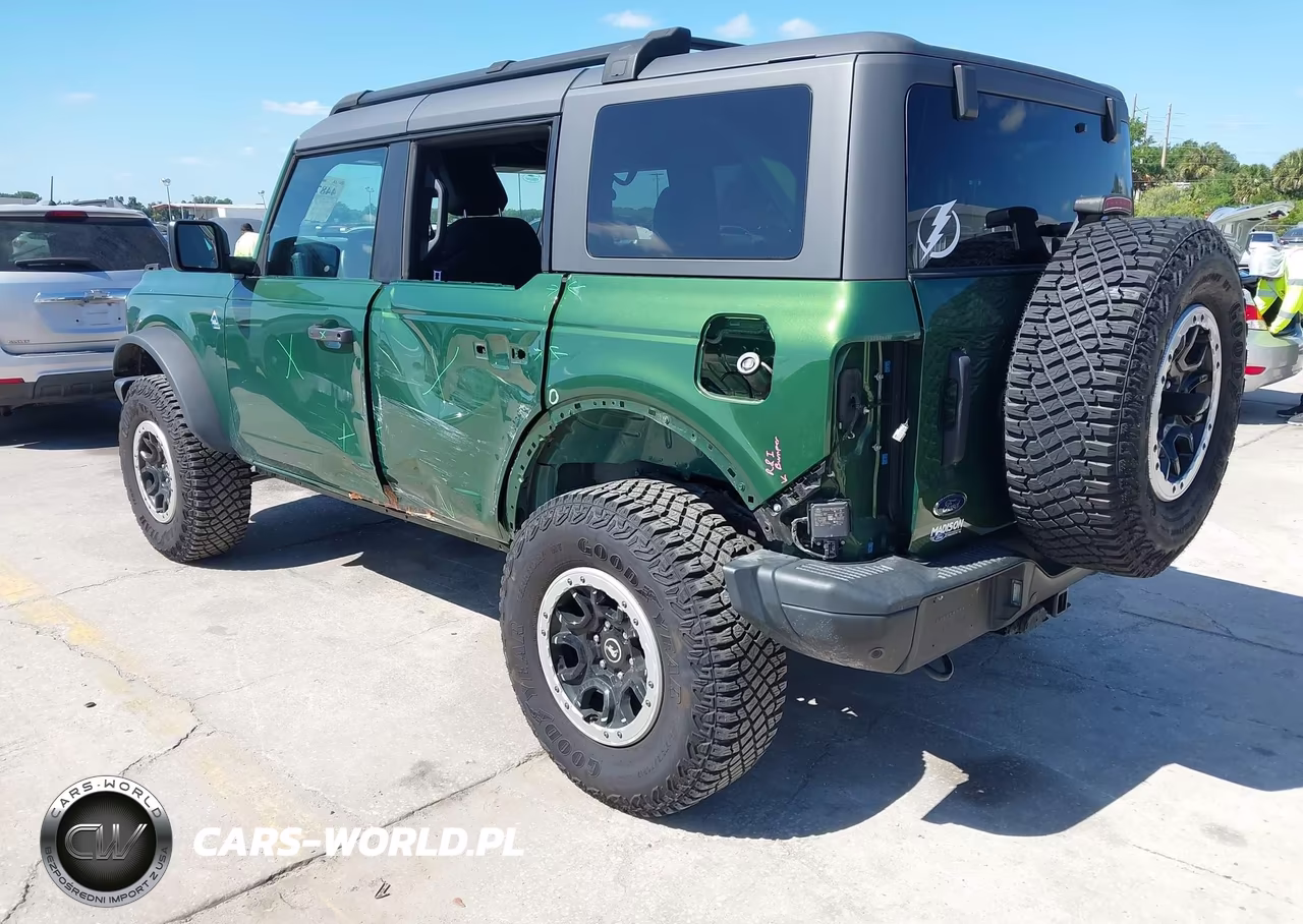2024 Ford Bronco Black Diamond VIN:1FMEE1BH8RLA47493 - 3