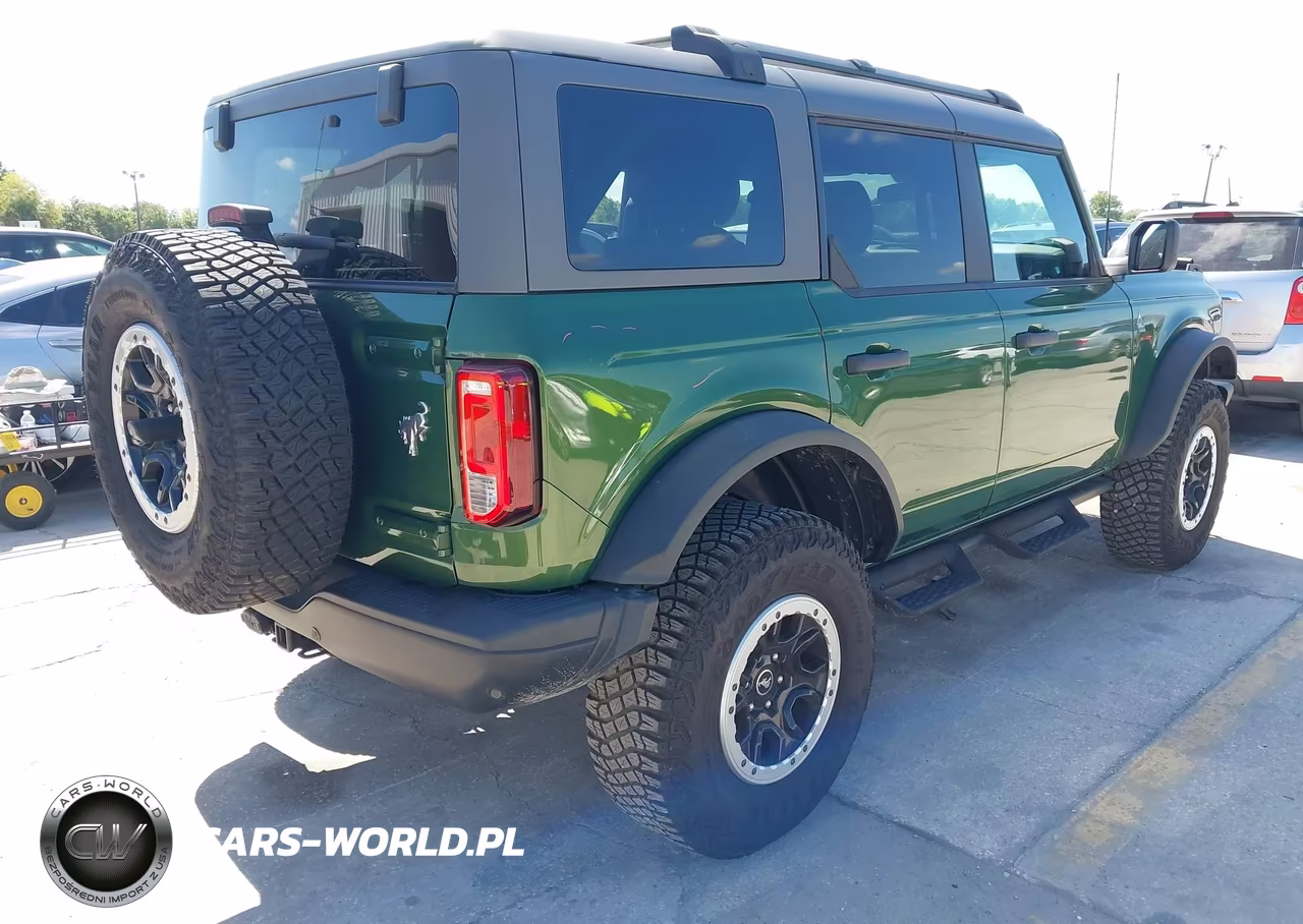 2024 Ford Bronco Black Diamond VIN:1FMEE1BH8RLA47493 - 4