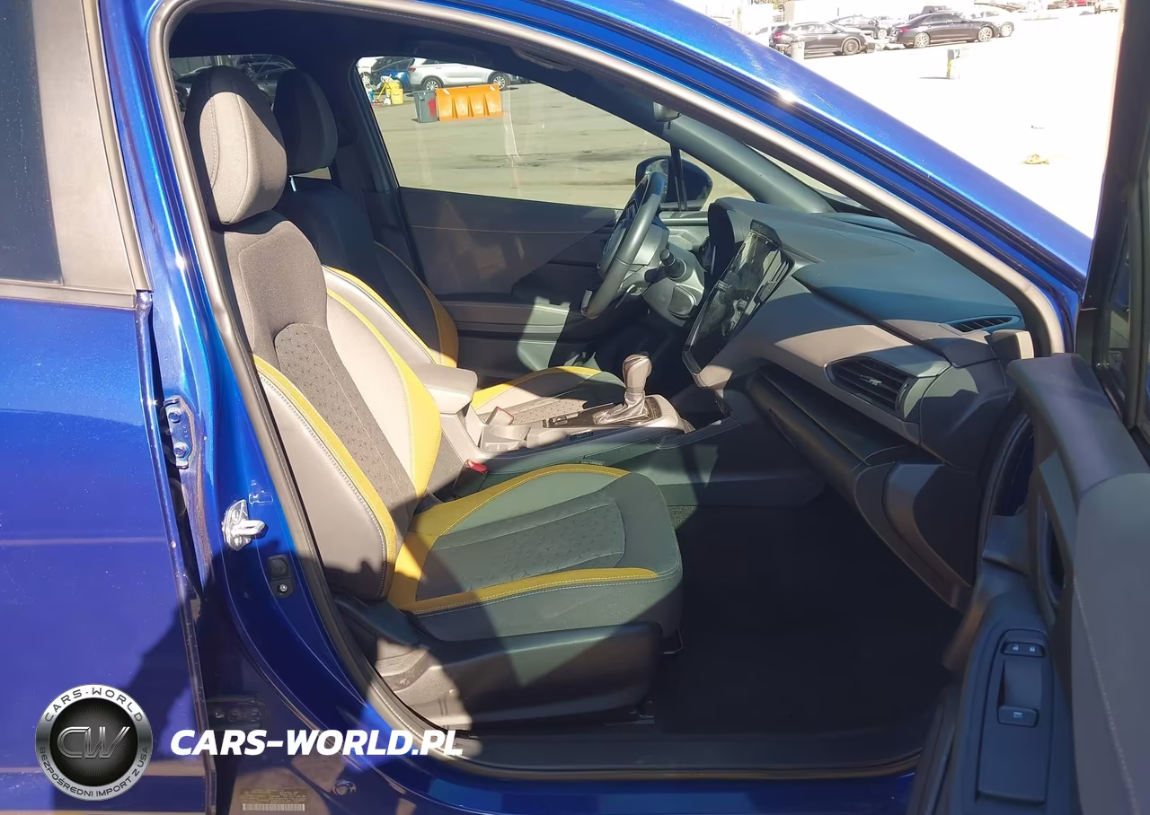 2024 Subaru Crosstrek Sport VIN:4S4GUHF62R3704088 - 5