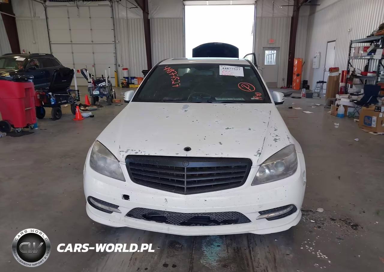 2011 Mercedes-Benz C 300 Luxury 4Matic-Sport 4Matic VIN:WDDGF8BB9BR144144 - 12