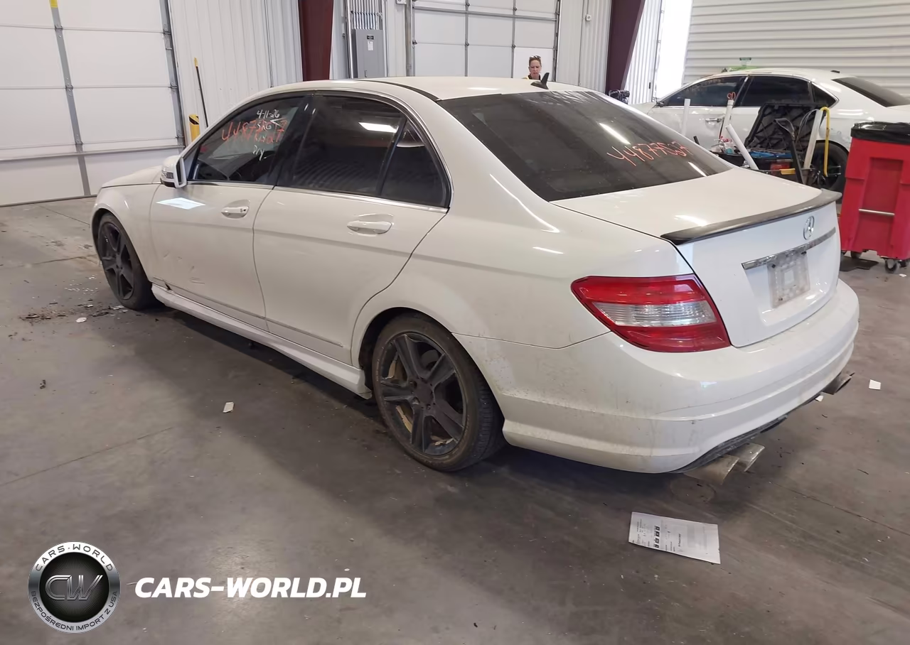 2011 Mercedes-Benz C 300 Luxury 4Matic-Sport 4Matic VIN:WDDGF8BB9BR144144 - 3