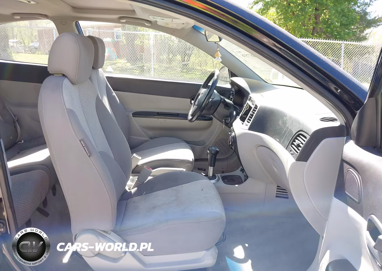 2007 Hyundai Accent Se VIN:KMHCN36C37U029606 - 5