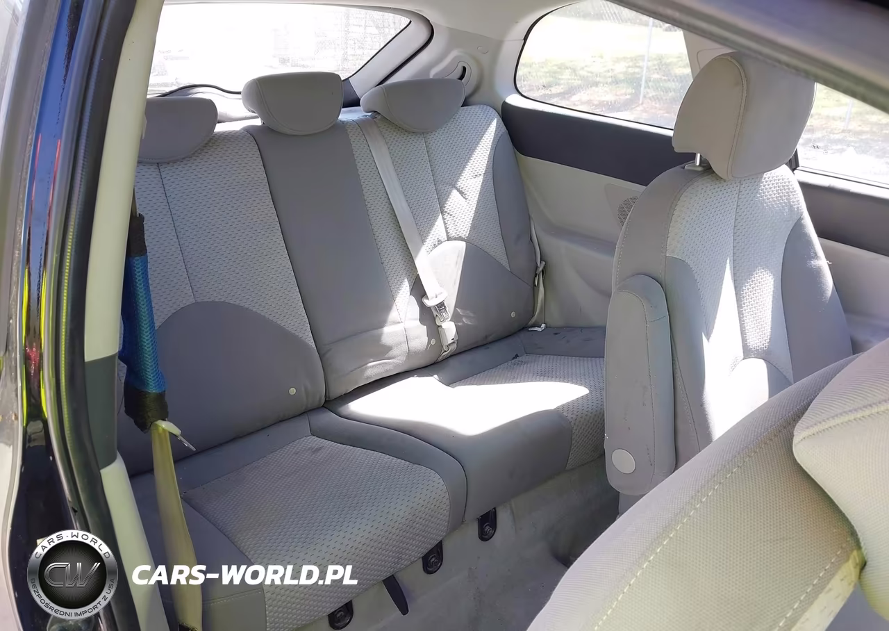2007 Hyundai Accent Se VIN:KMHCN36C37U029606 - 8