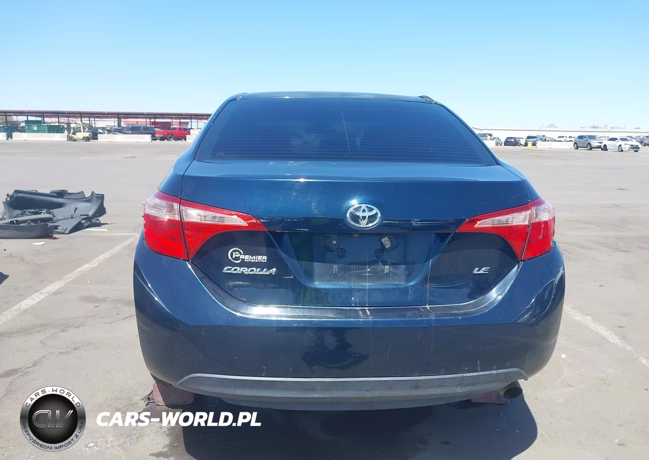 2018 Toyota Corolla Le VIN:2T1BURHE9JC033460 - 17