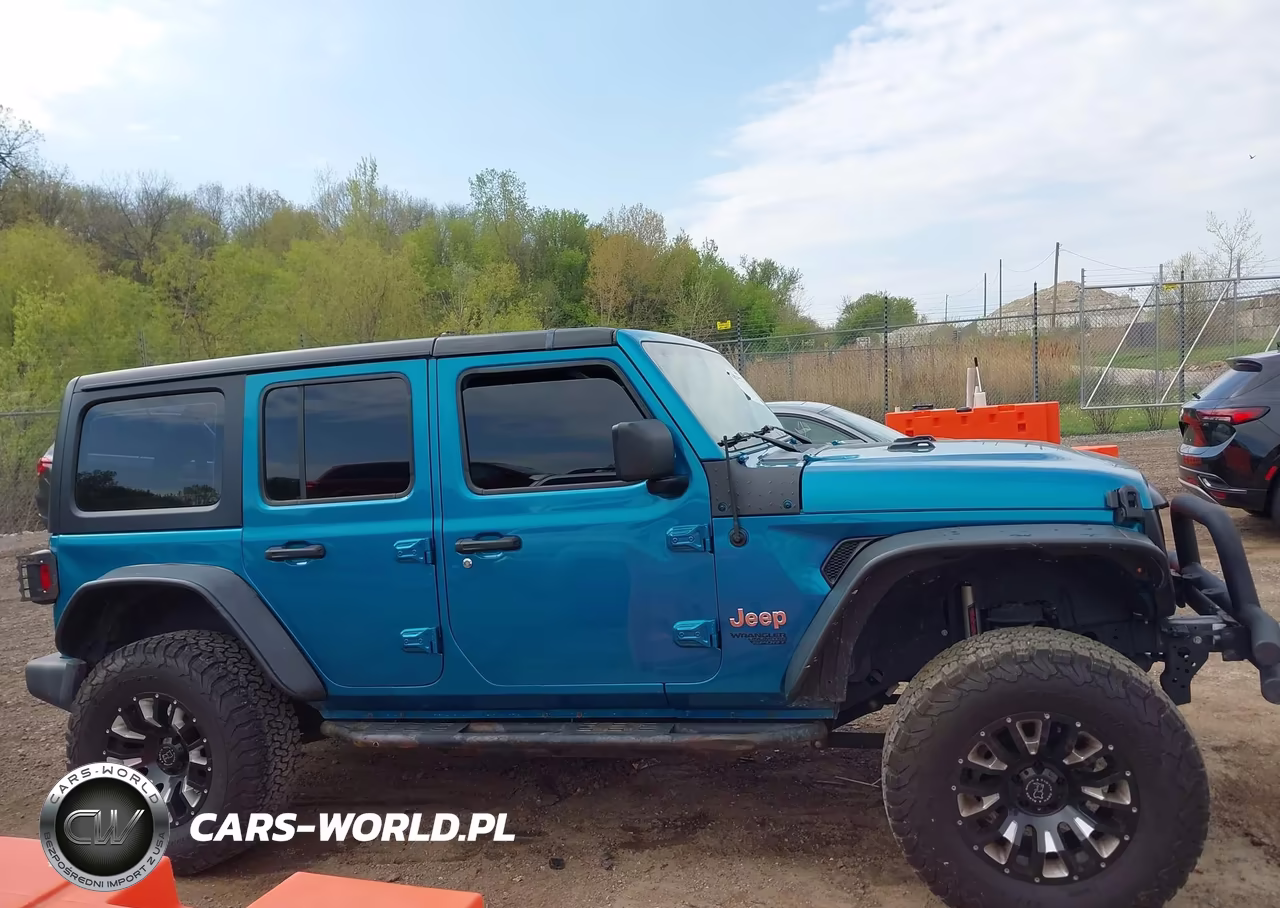 2020 Jeep Wrangler Unlimited Sport 4X4 VIN:1C4HJXDN7LW221837 - 13
