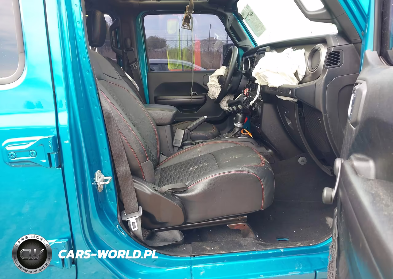 2020 Jeep Wrangler Unlimited Sport 4X4 VIN:1C4HJXDN7LW221837 - 5