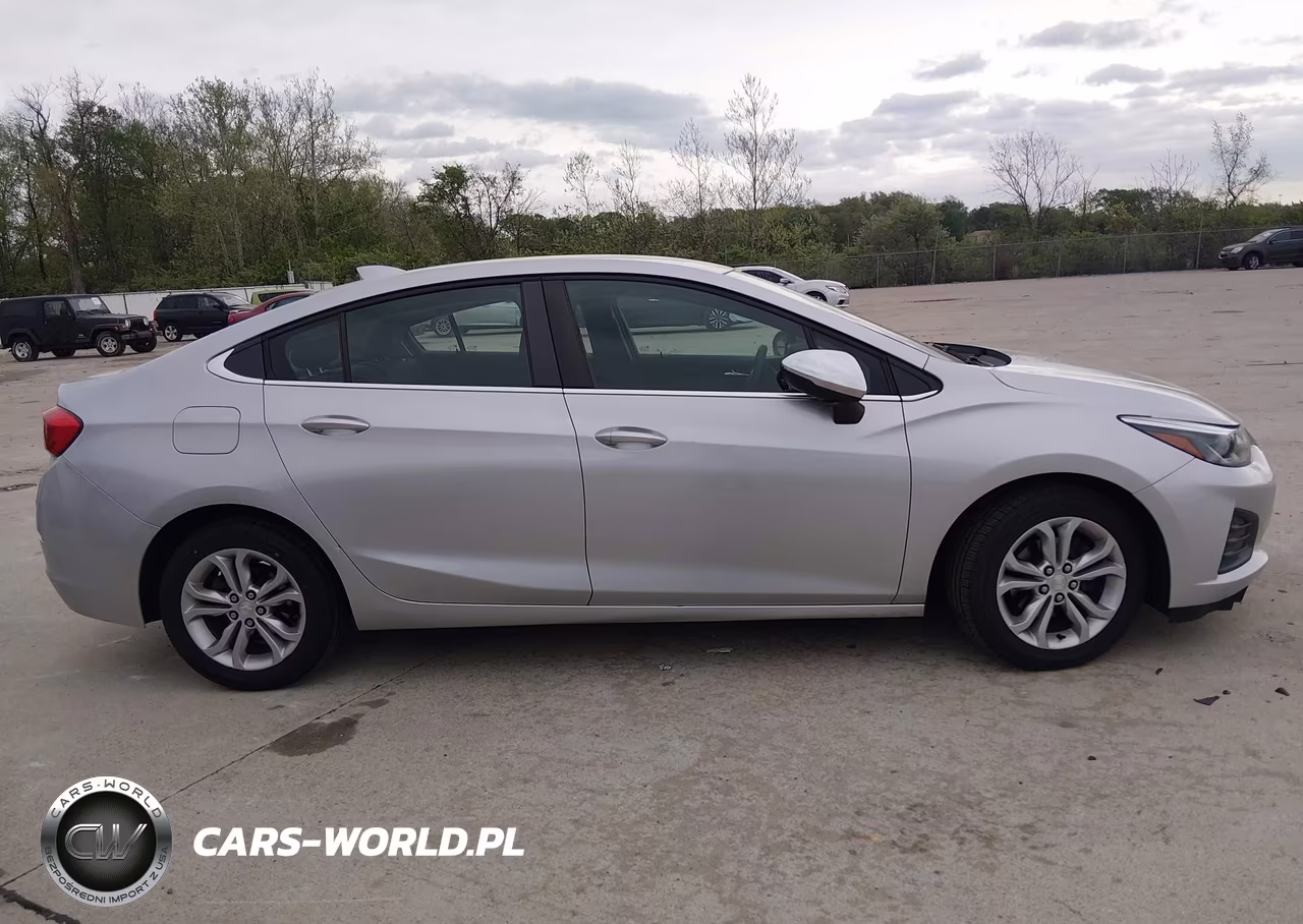 2019 Chevrolet Cruze Lt VIN:1G1BE5SM3K7124192 - 13