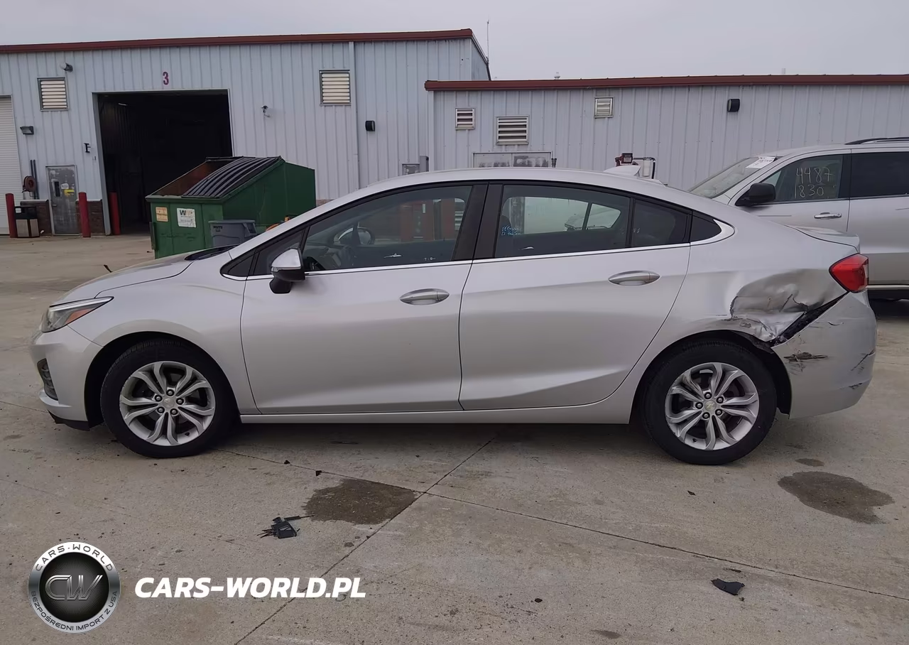 2019 Chevrolet Cruze Lt VIN:1G1BE5SM3K7124192 - 14