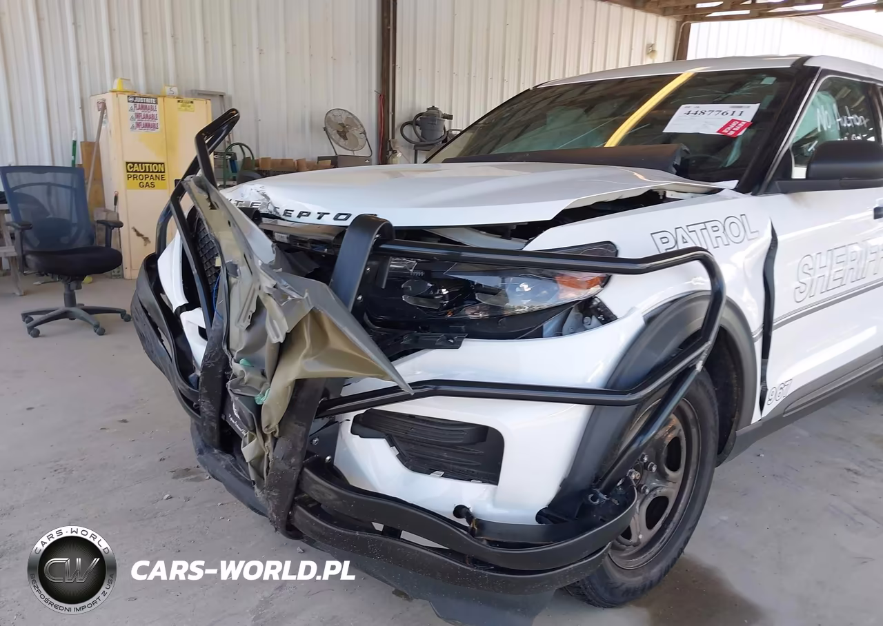 2022 Ford Police Interceptor Utility VIN:1FM5K8AC2NGC23772 - 18