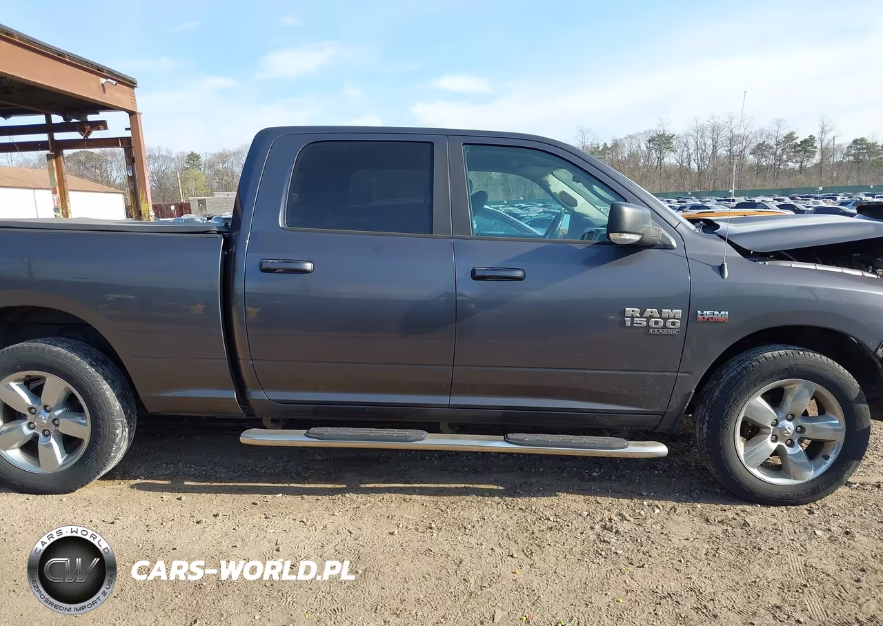 2019 Ram 1500 Classic Big Horn 4X4 6'4 Box VIN:1C6RR7TT5KS576497 - 13