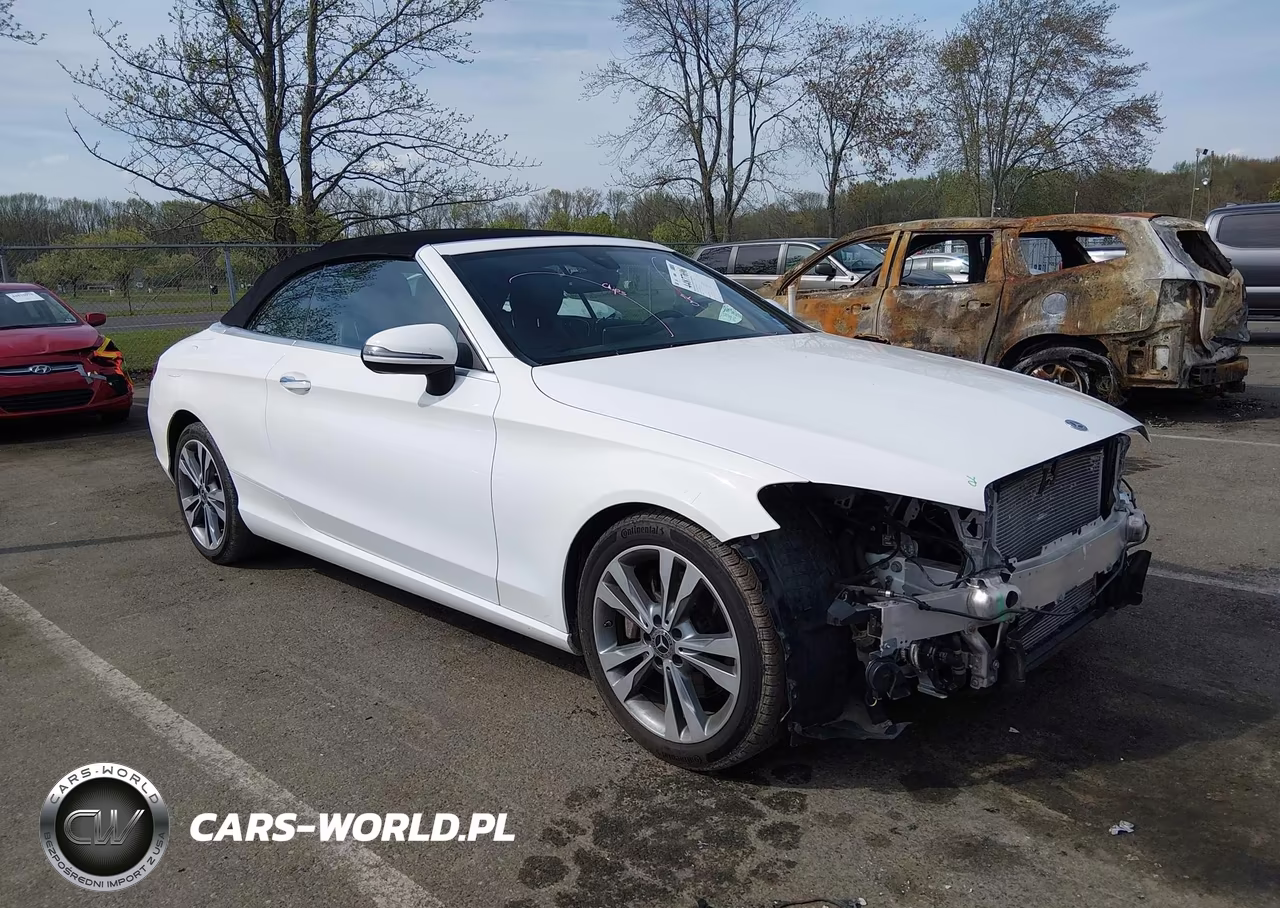 2018 Mercedes-Benz C 300 4Matic – zdjęcie 1 z 16