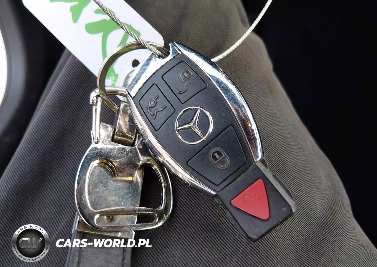 2018 Mercedes-Benz C 300 4Matic VIN:WDDWK4KB5JF665104 - 11