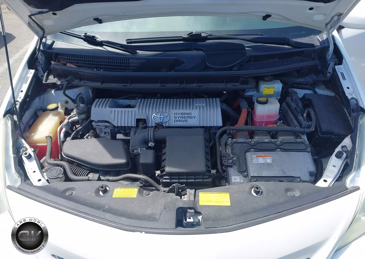 2012 Toyota Prius V Three VIN:JTDZN3EU0C3050437 - 10