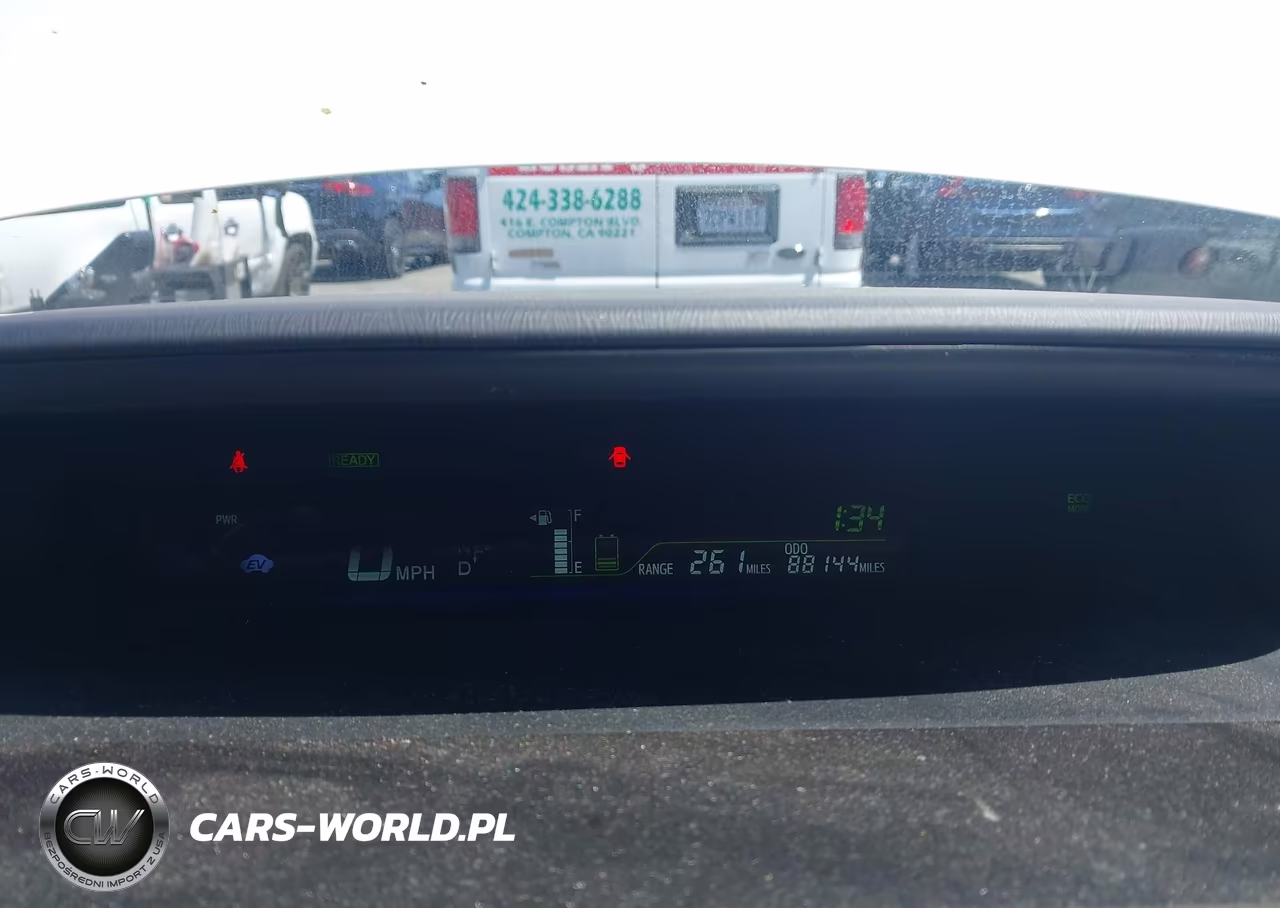 2012 Toyota Prius V Three VIN:JTDZN3EU0C3050437 - 7
