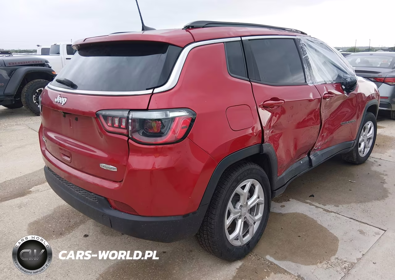 2024 Jeep Compass Latitude 4X4 VIN:3C4NJDBN1RT154395 - 4