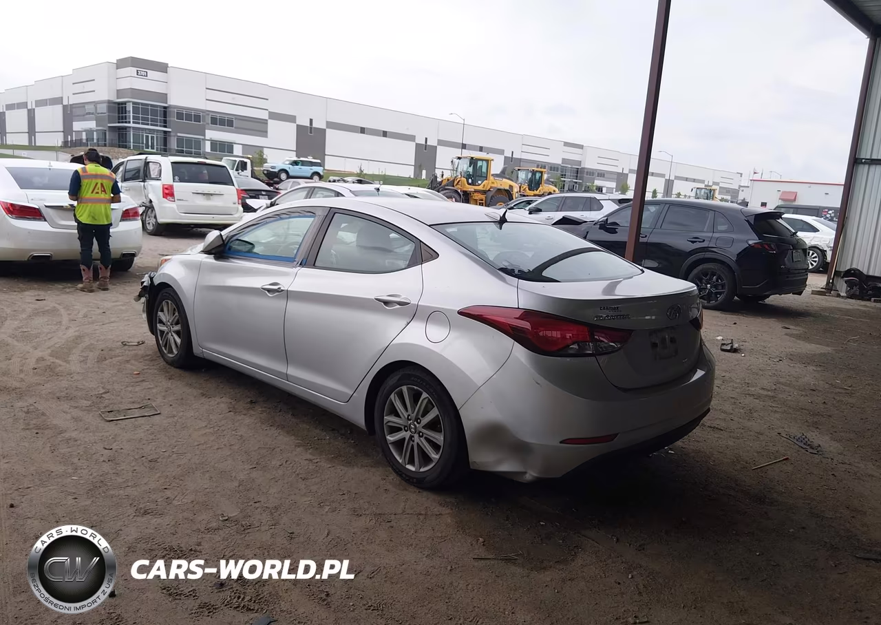2015 Hyundai Elantra Se VIN:5NPDH4AE0FH562245 - 3