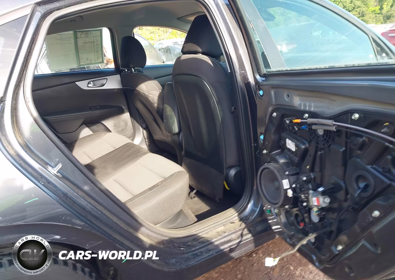 2024 Kia Forte Lxs VIN:3KPF24AD7RE755681 - 8
