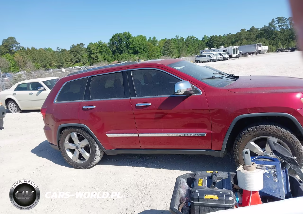 2013 Jeep Grand Cherokee Overland VIN:1C4RJFCG2DC643857 - 13