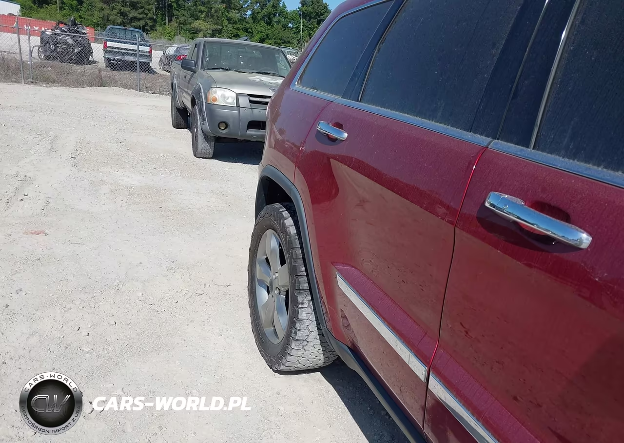 2013 Jeep Grand Cherokee Overland VIN:1C4RJFCG2DC643857 - 6