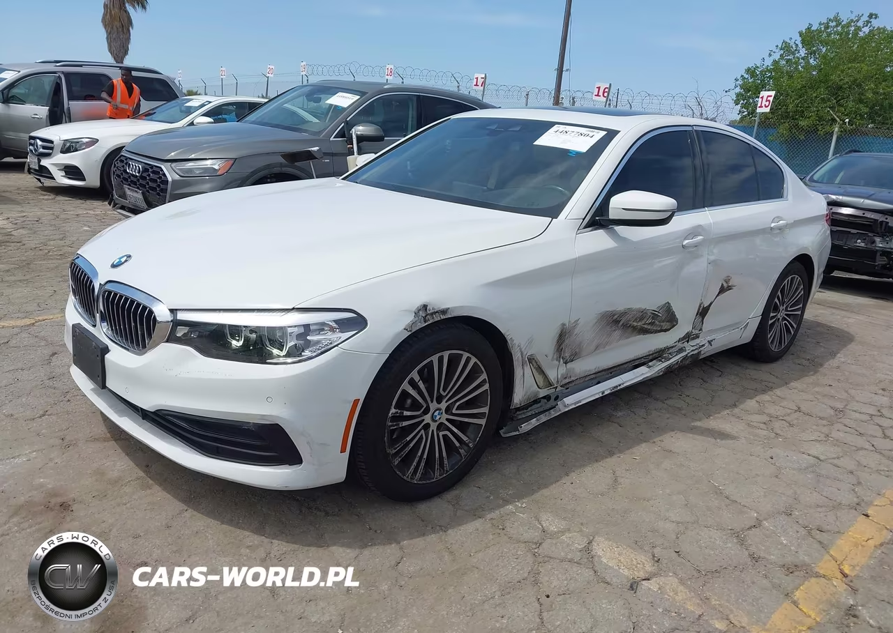 2019 BMW 530I VIN:WBAJA5C57KWW49359 - 2