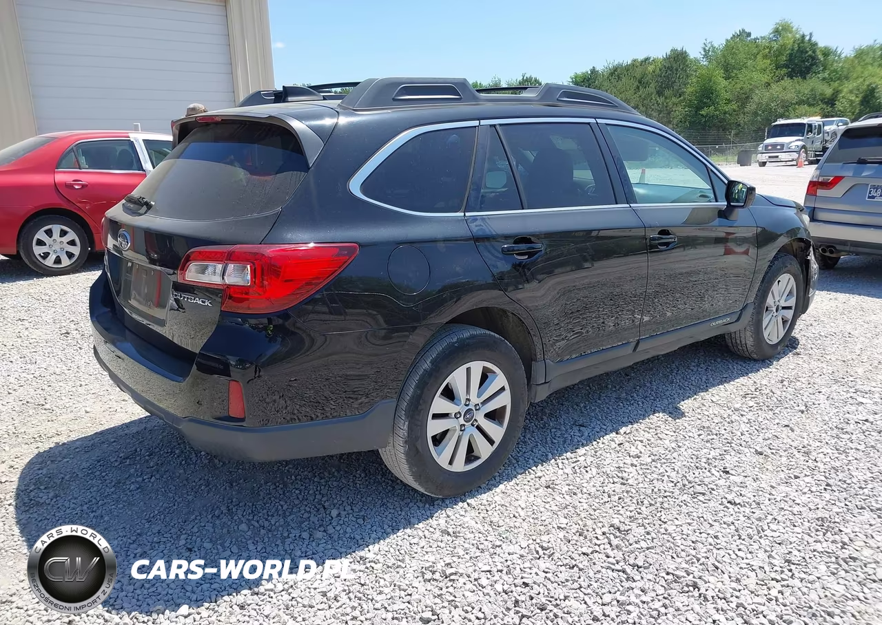 2016 Subaru Outback 2.5I Premium VIN:4S4BSBCC0G3319682 - 4