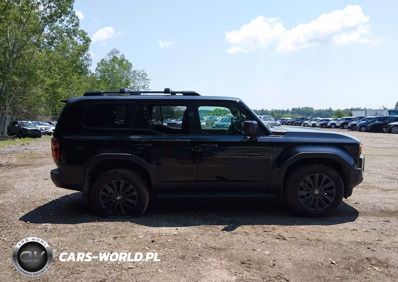 2025 Toyota Land Cruiser VIN:JTEABFAJ2S5017151 - 13