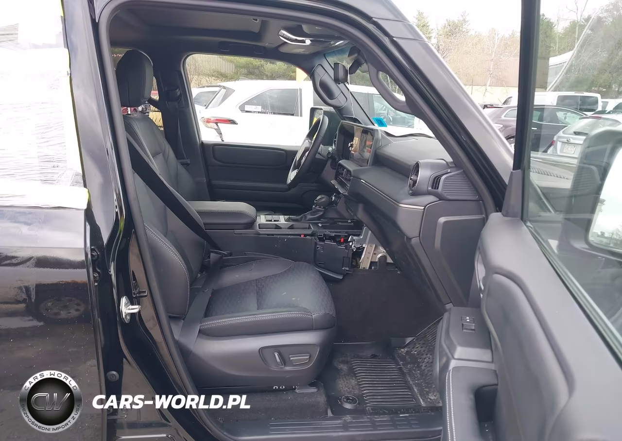 2025 Toyota Land Cruiser VIN:JTEABFAJ2S5017151 - 5