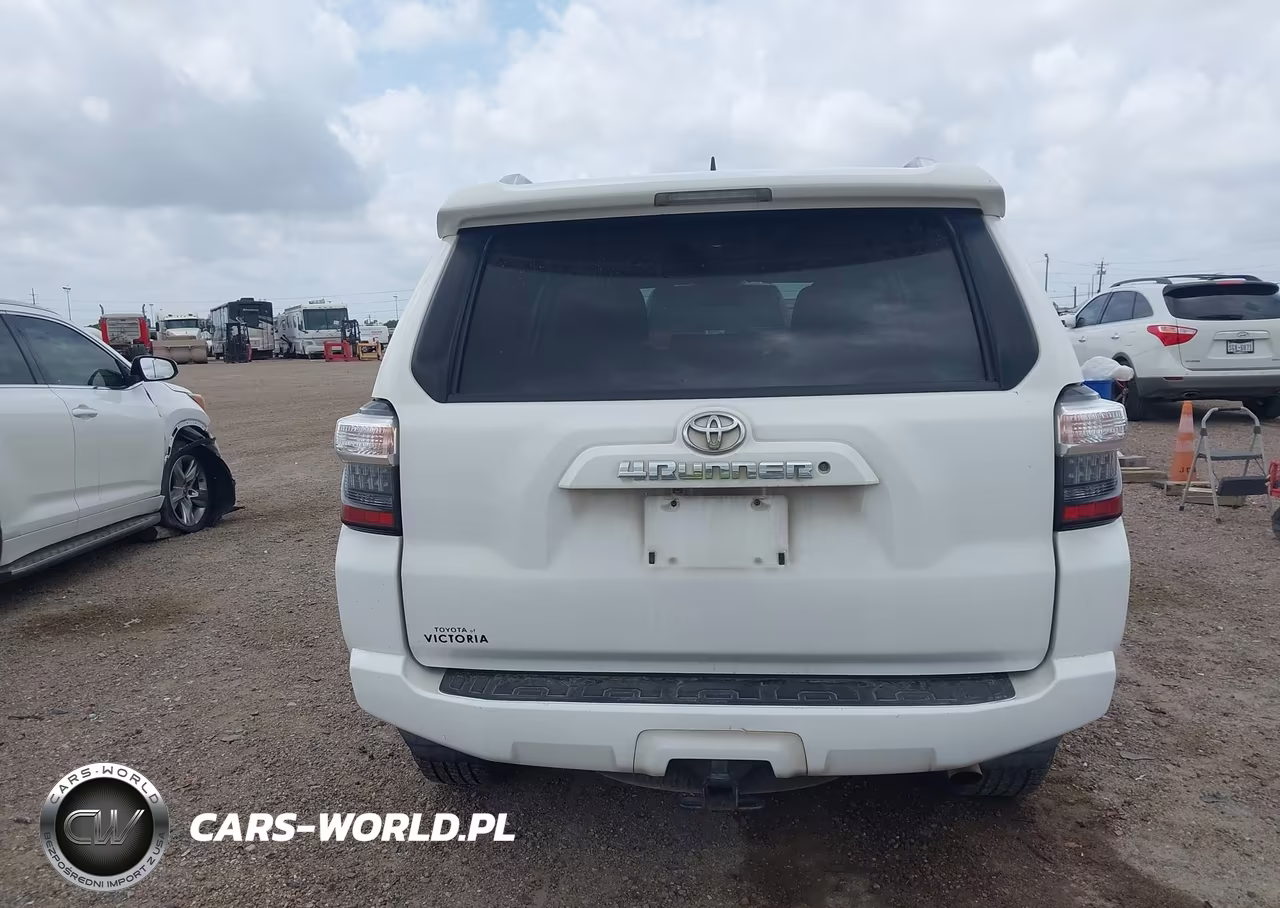 2018 Toyota 4Runner Sr5 VIN:JTEZU5JR3J5176370 - 16