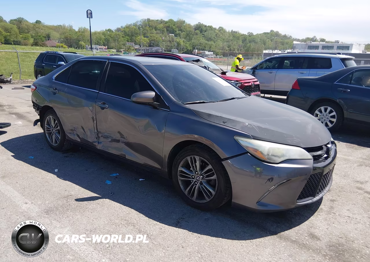 2015 Toyota Camry Se – zdjęcie 1 z 21