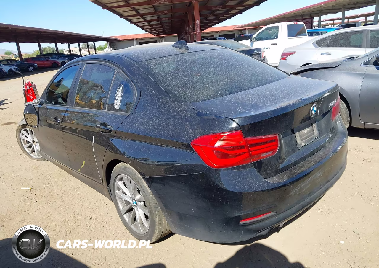2018 BMW 320I VIN:WBA8A9C52JAH14168 - 3