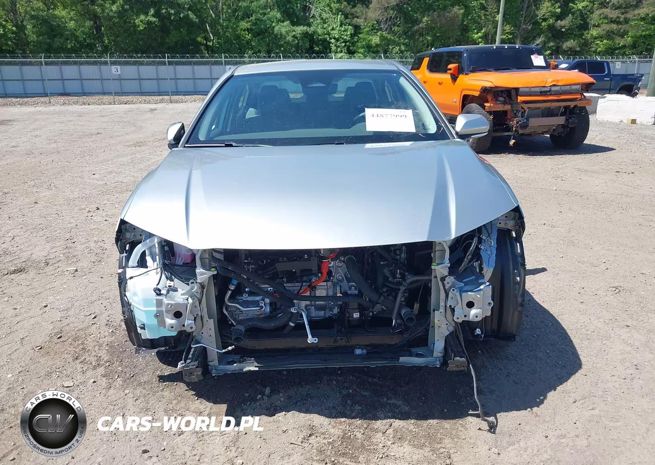 2026 Toyota Camry Le VIN:4T1DAACK6TU227154 - 6