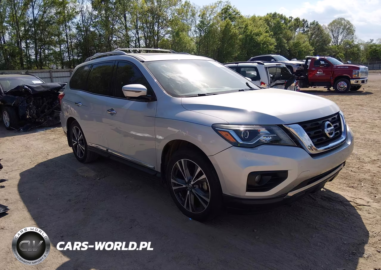 2017 Nissan Pathfinder Platinum