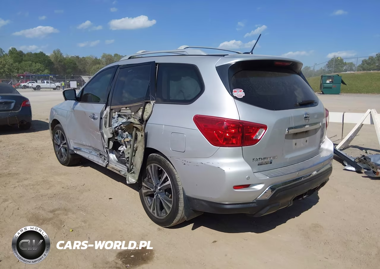 2017 Nissan Pathfinder Platinum VIN:5N1DR2MN8HC903950 - 3