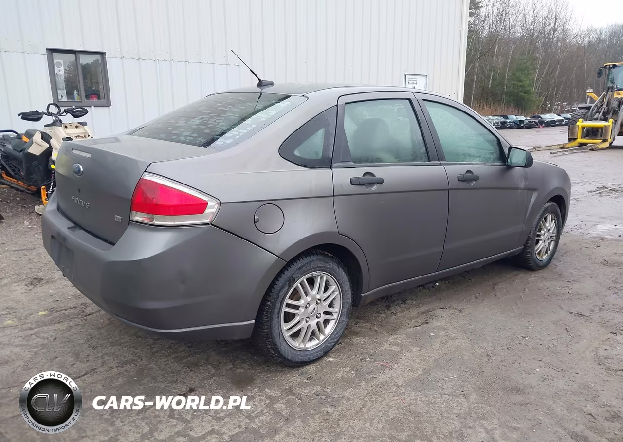 2009 Ford Focus Se VIN:1FAHP35N99W180566 - 4