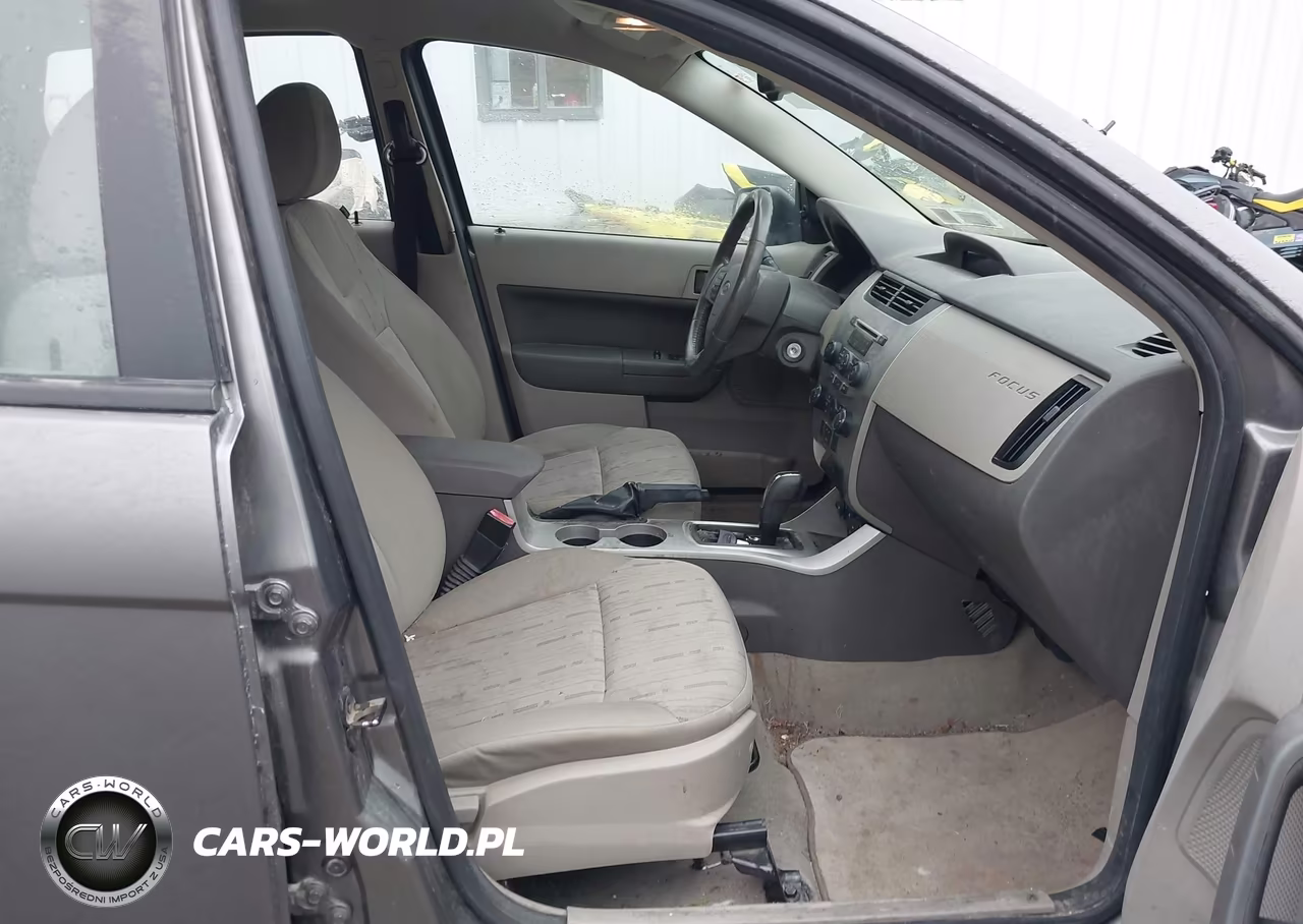 2009 Ford Focus Se VIN:1FAHP35N99W180566 - 5