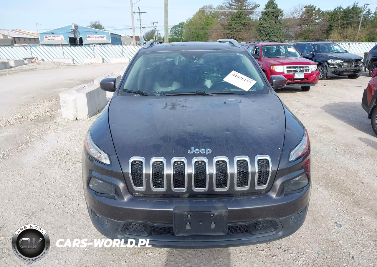 2018 Jeep Cherokee Latitude Plus 4X4 VIN:1C4PJMLB3JD578409 - 12