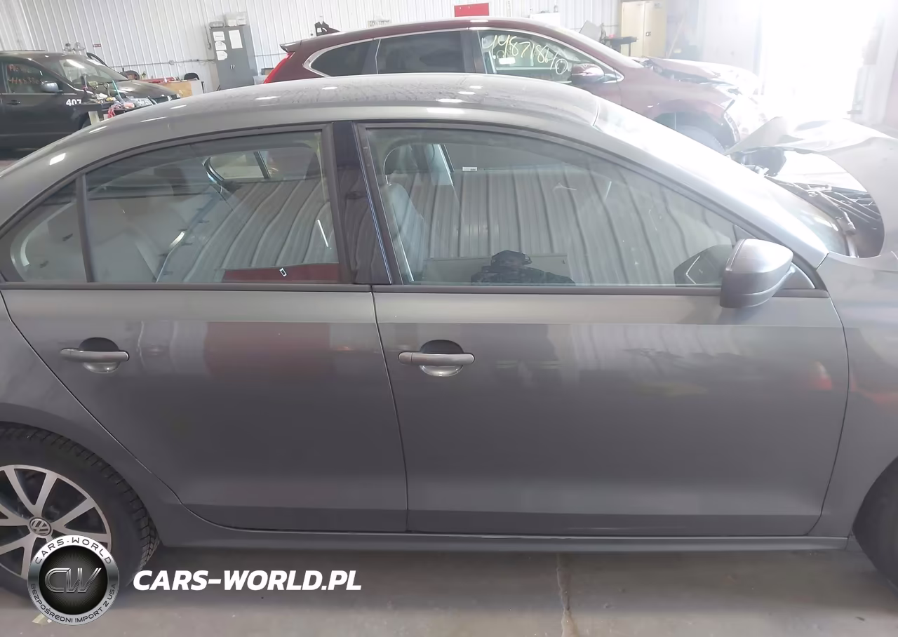 2013 Volkswagen Jetta 2.0L S VIN:3VW2K7AJ8DM274128 - 13