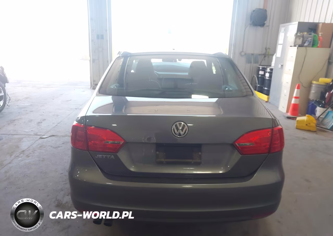 2013 Volkswagen Jetta 2.0L S VIN:3VW2K7AJ8DM274128 - 16