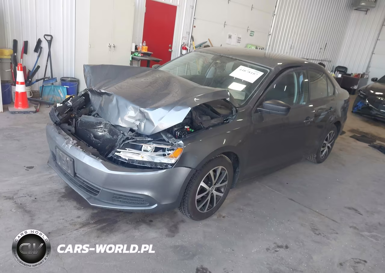 2013 Volkswagen Jetta 2.0L S VIN:3VW2K7AJ8DM274128 - 2