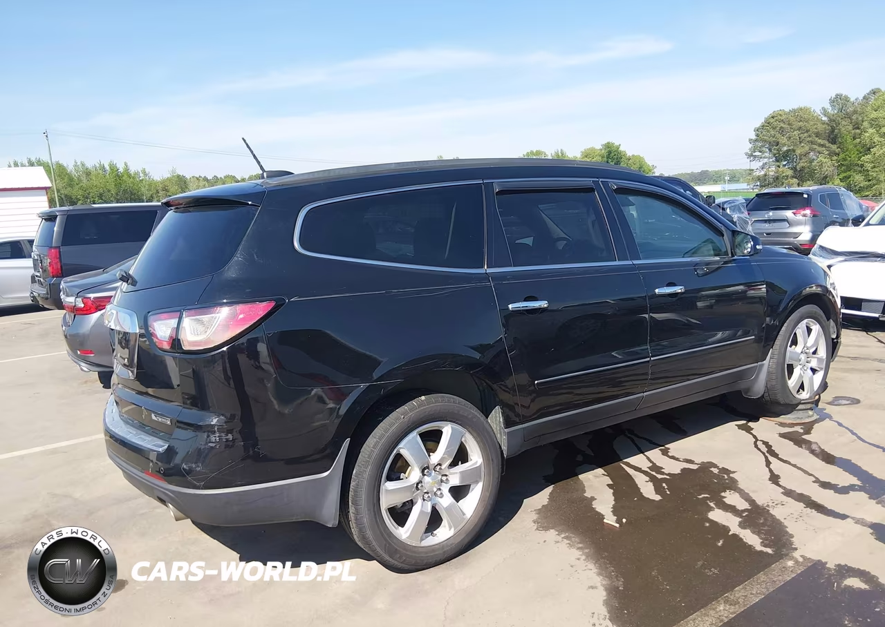 2017 Chevrolet Traverse Premier VIN:1GNKVJKD8HJ337710 - 4