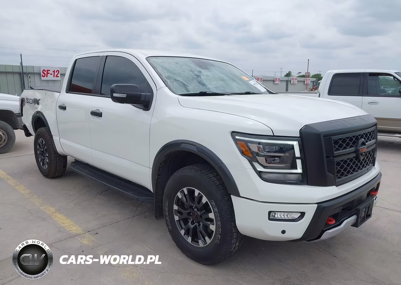 2022 Nissan Titan Pro-4X 4X4 – zdjęcie 1 z 19